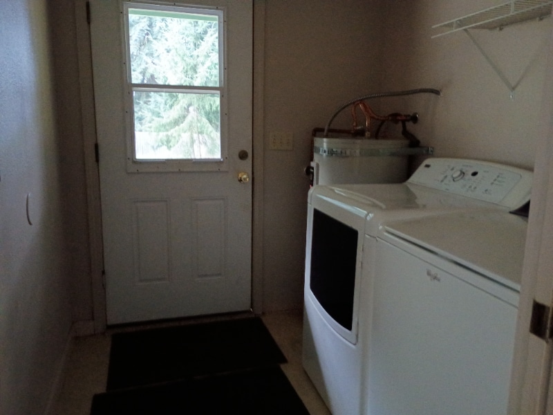 Building Photo - 5445 191st Ave SW