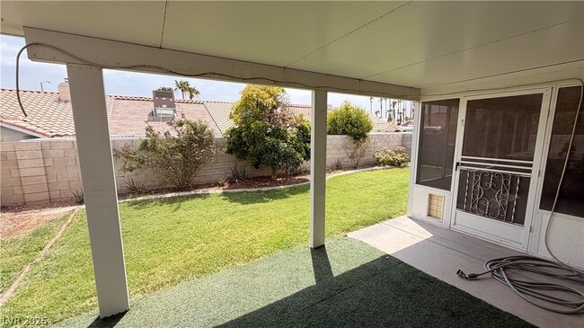Building Photo - 6263 Dalbergia Ave