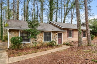 Building Photo - 115 Doubletrace Ln