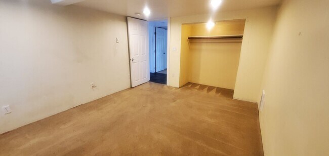 Building Photo - 1015 High St