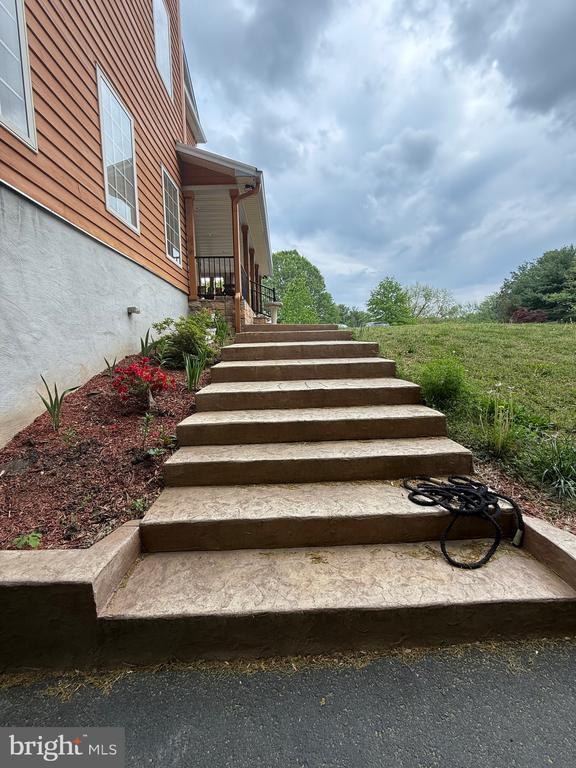 Building Photo - 4027 Bonnie Brae Ct