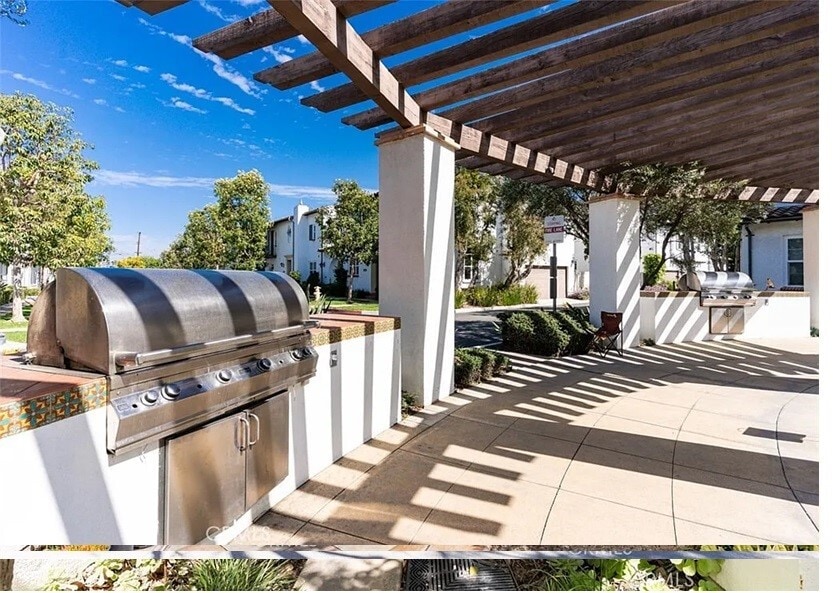 Community area BBQ - 3180 W Anacapa Way