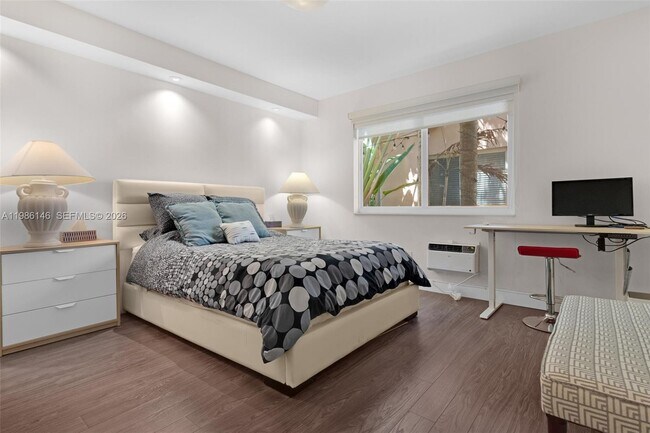 Building Photo - 1117 Meridian Ave