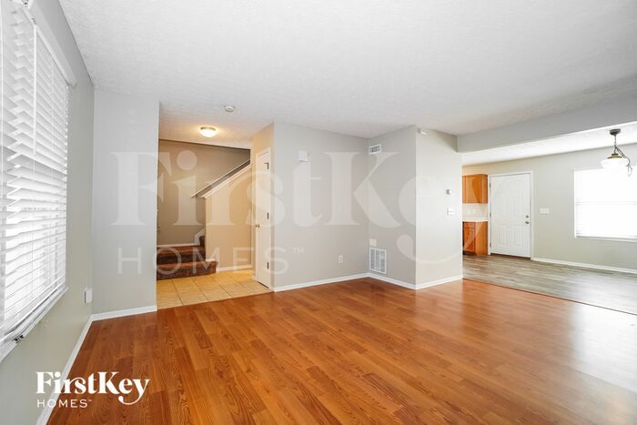 Building Photo - 5269 Paul Revere Rd