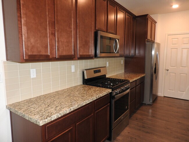 Building Photo - Beautiful Patio Home