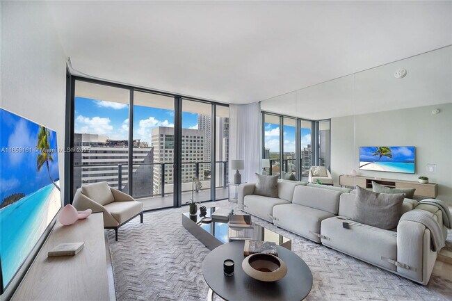 Building Photo - 88 SW 7th St