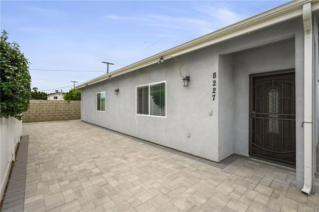 Building Photo - 8227 Ben Ave