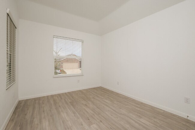 Building Photo - 4434 Revetment Way