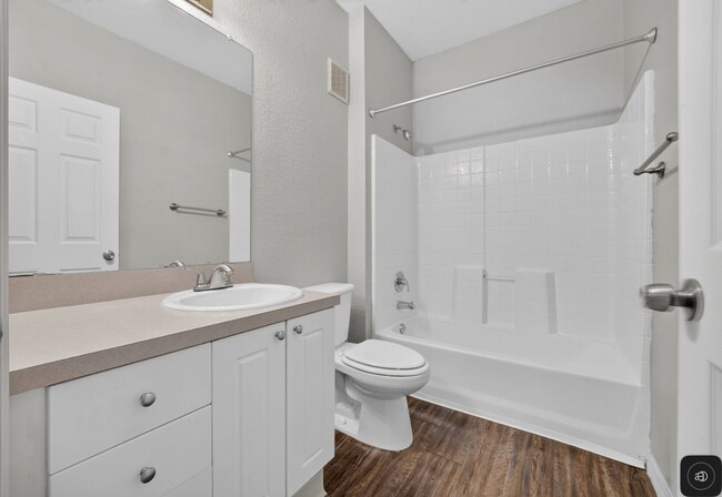 Building Photo - 821 Grand Regency Pointe
