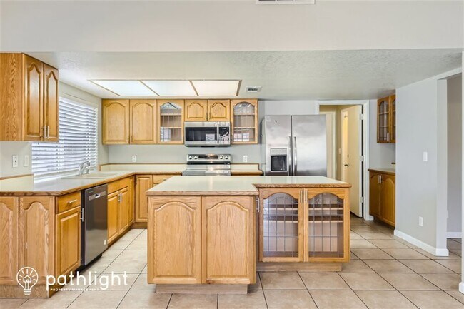 Building Photo - 16635 N 34Th Drive