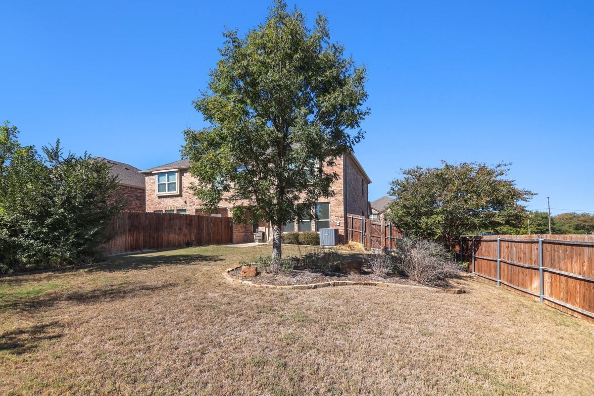 Building Photo - 875 Merino Drive