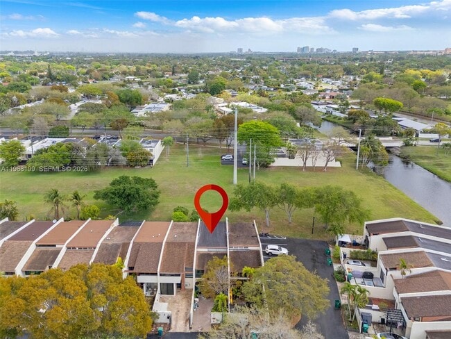 Building Photo - 7825 SW 103rd Pl