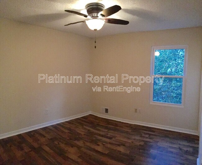 Building Photo - 9775 Loblolly Ln