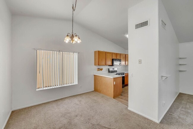 Building Photo - Great Gilbert home!