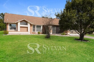 Building Photo - At Last, This Is What You Have Been Searching For!