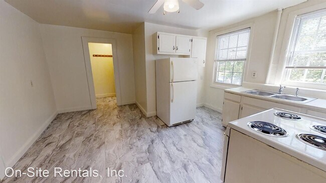 Building Photo - 2 br, 1 bath House - 5463 Trade St