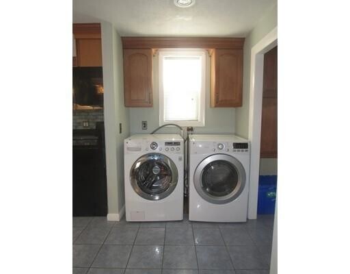 Building Photo - 109 Walnut St