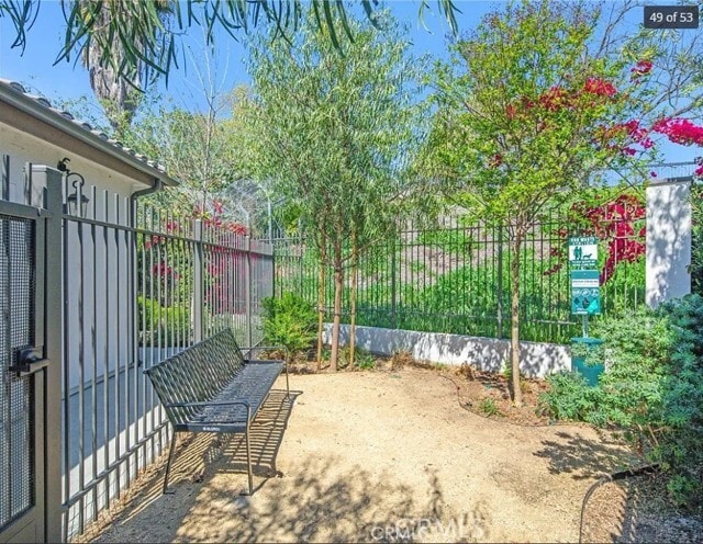 Building Photo - 8016 Santa Fe Springs Rd