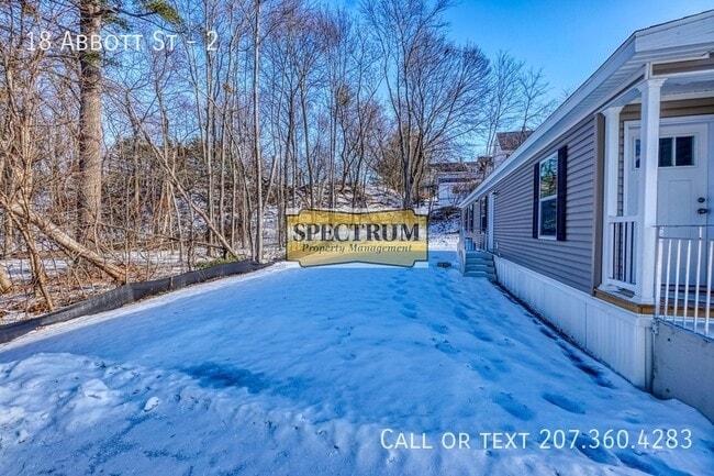 Building Photo - 18 Abbott St