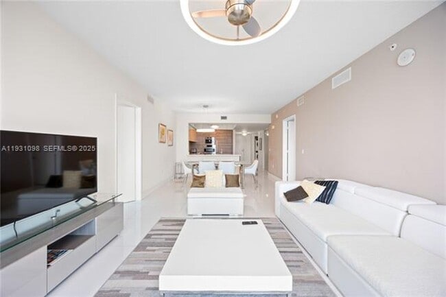 Building Photo - 300 Sunny Isles Blvd