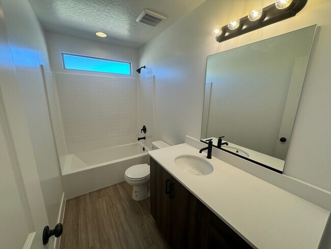 Building Photo - REDUCED PRICE!! Beautiful FOUR Bedroom Home!