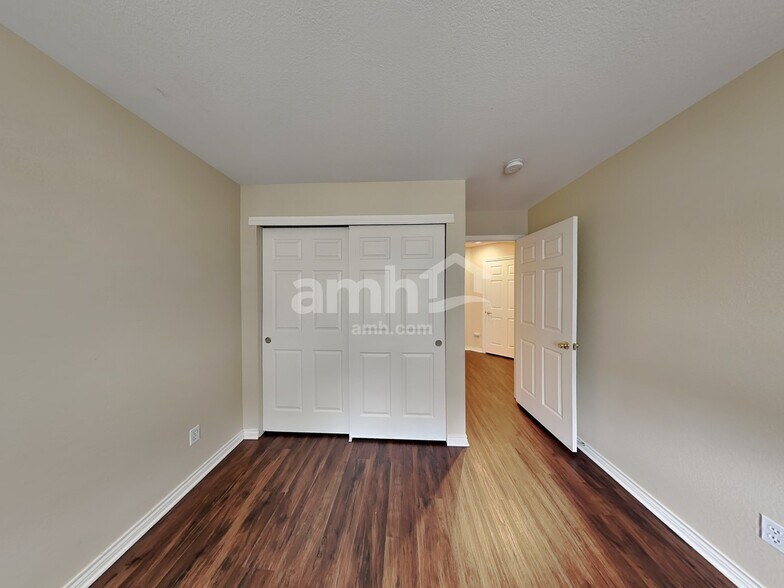 Building Photo - 1622 S Pagosa Ct