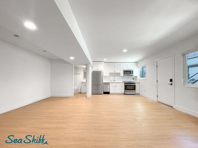 Interior Photo - The Sea Skiff