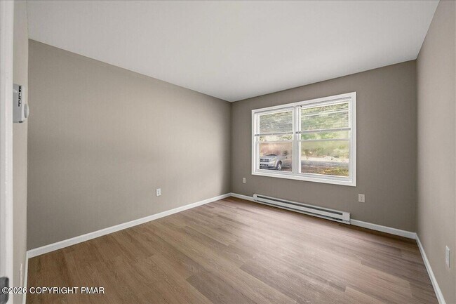 Building Photo - 5617 Pembrook Dr