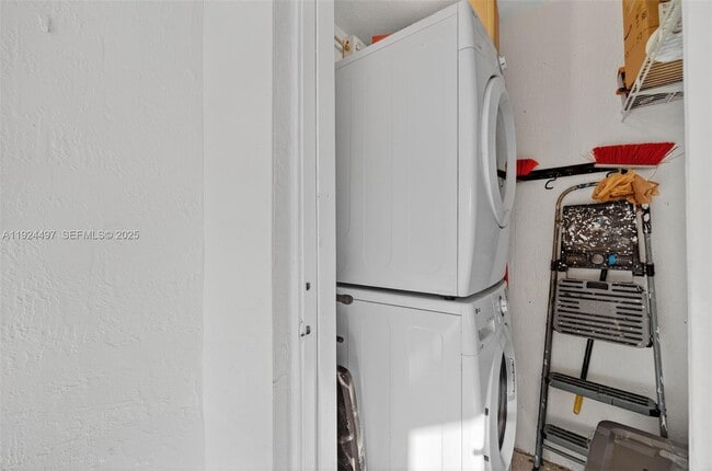 Building Photo - 11352 SW 245th St