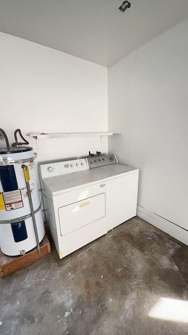 Building Photo - upgraded 2 bedroom 1 bath condo in downtow...