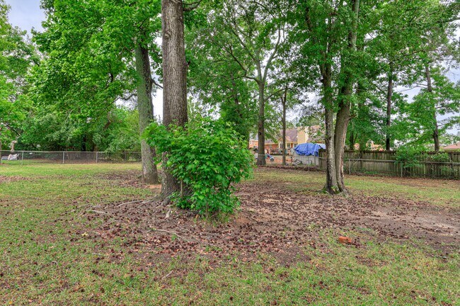 Building Photo - 2960 Glenn Hills Dr