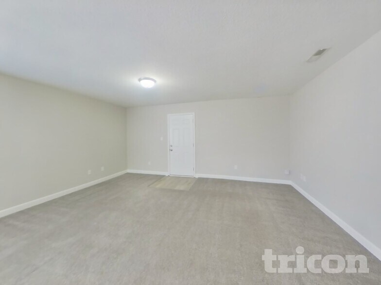 Building Photo - 4669 Driftwood Ln