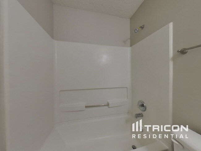 Building Photo - 3830 Cedar Trace Ct