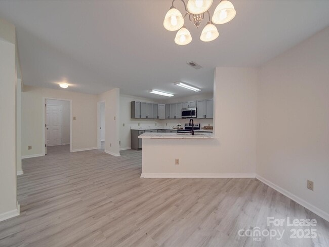 Building Photo - 3227 Deshler Morris Ln