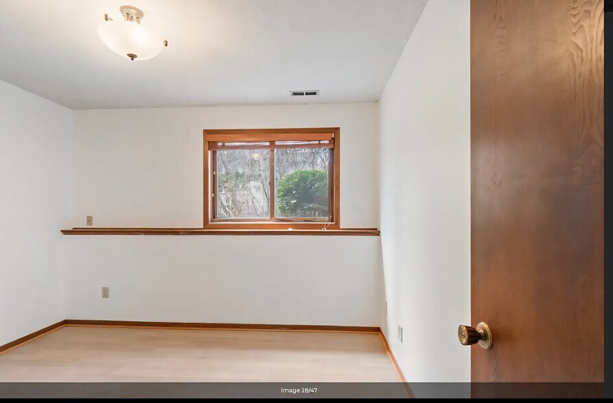 Building Photo - 607 Belland Ave