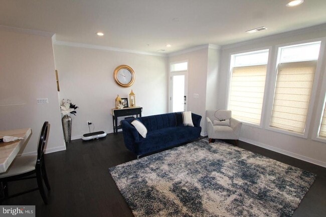 Building Photo - 43197 Mongold Square