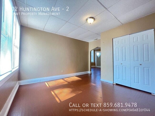 Building Photo - 3702 Huntington Ave