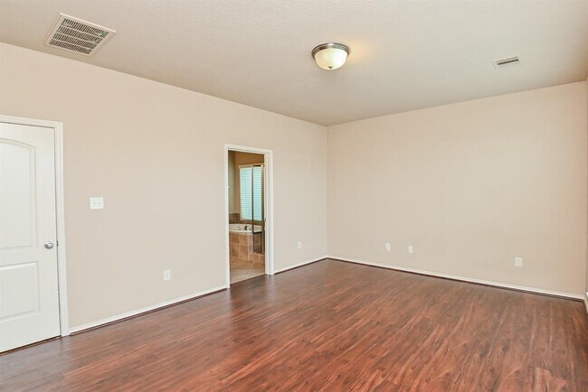 Building Photo - 11535 Elizabeth Brook Dr