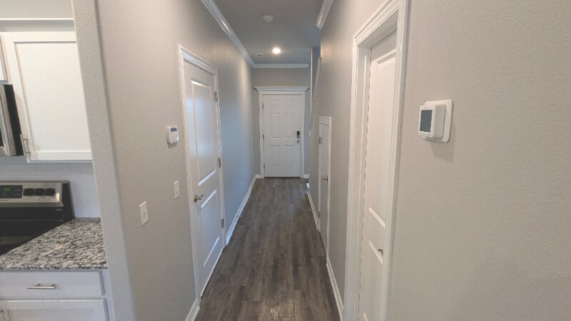Building Photo - 2649 S Kilimanjaro Way