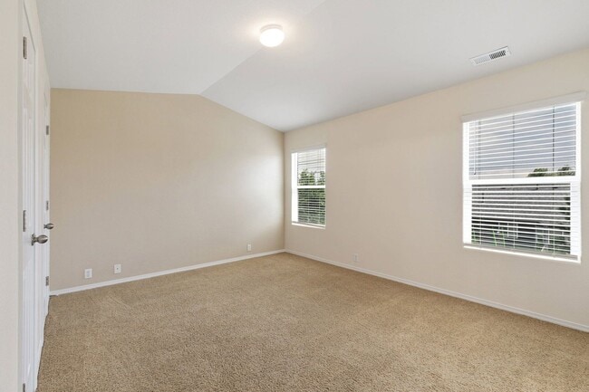Building Photo - 7475 Countryside Grove