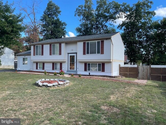 Primary Photo - 4502 Cub Run Rd