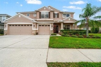 Building Photo - 2330 Nesslewood Dr