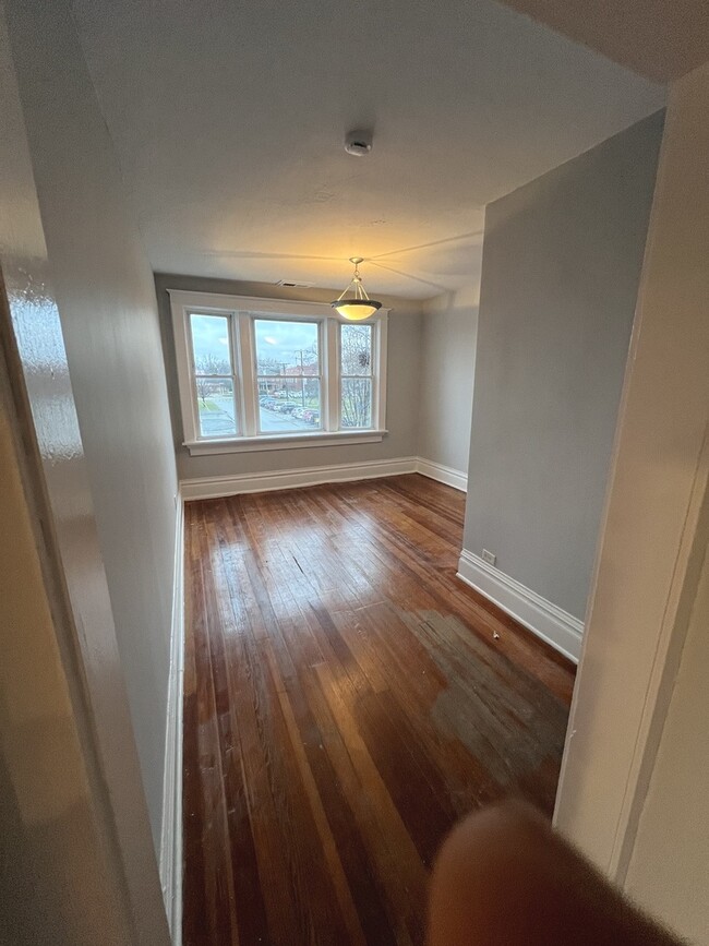 Building Photo - 416a W Virginia St