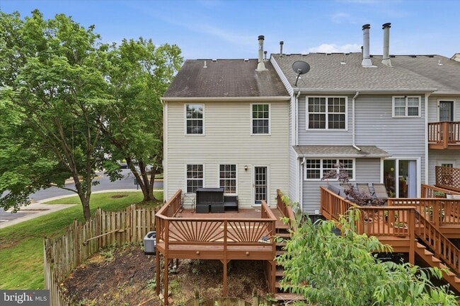 Building Photo - 8624 Sanderling Dr