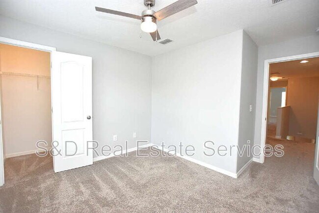 Building Photo - 4139 Shadetree Ln