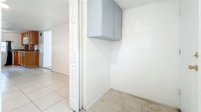 Building Photo - 5110 Old Cheney Hwy