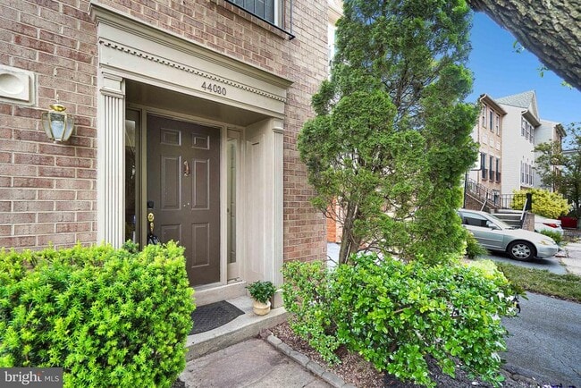 Building Photo - 44030 Gala Cir