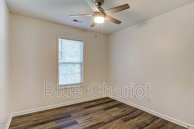 Building Photo - 1104 E Geer St