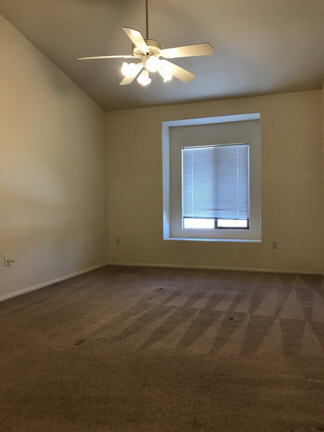 Building Photo - 8985 S Durango Dr