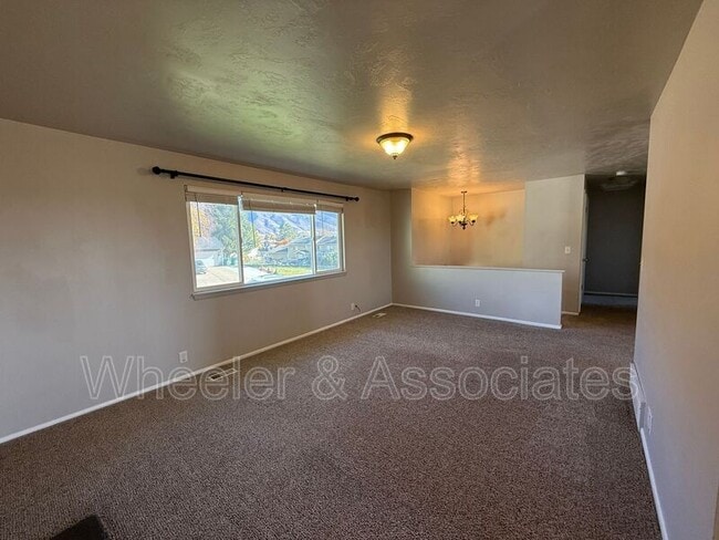 Building Photo - 2587 N 1450 E